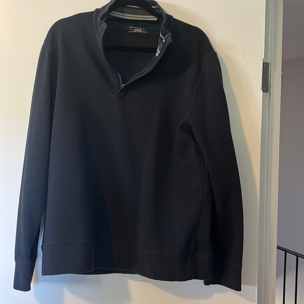 Navy pullover
